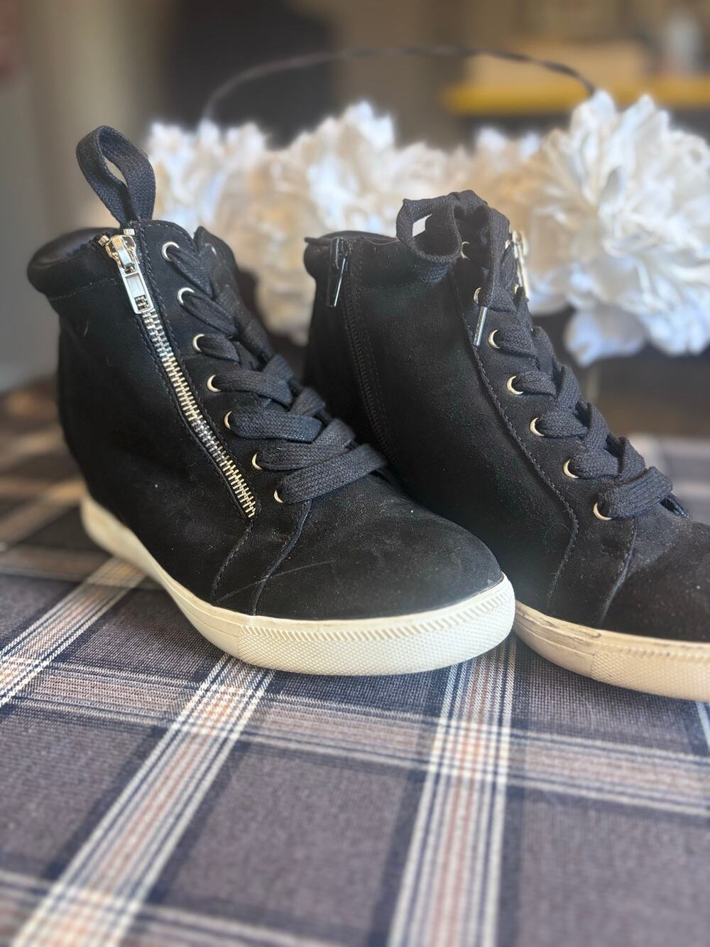 Wedge high top tennis shoes - Picture 1 of 7
